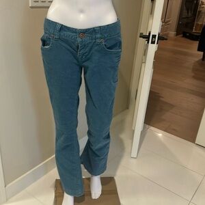 Women's vintage low rise American eagle corduroys